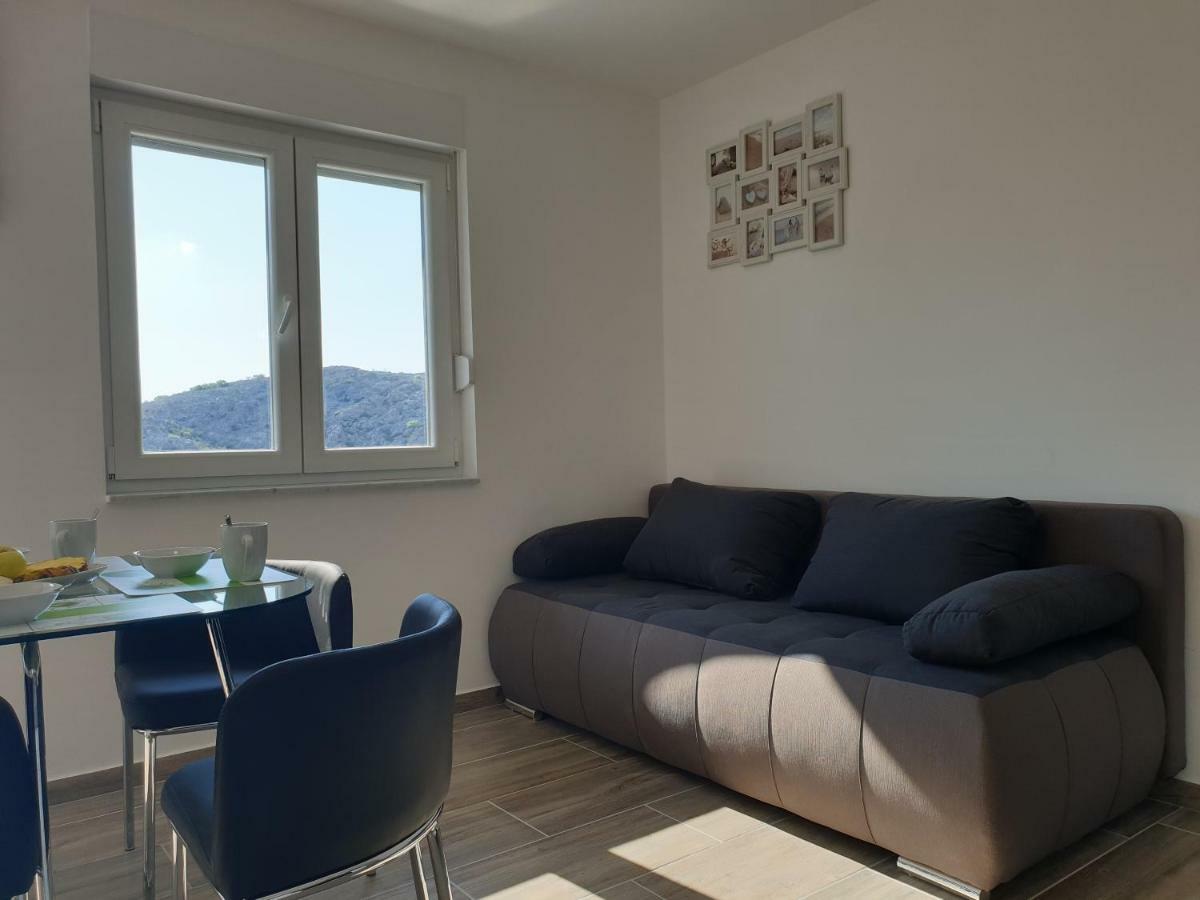 Best View Apartments Cesarica Eksteriør billede